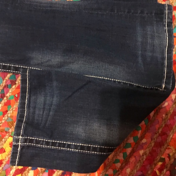***SOLD***Rock Revival Jen Boot Jeans! Size 26/32 - Picture 4 of 7